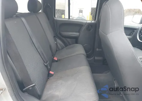 2004 Jeep Liberty Sport из США, поврежденный, VIN 1J4GL48K84W258332